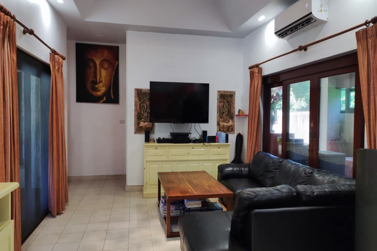 Resale Villa near Naiharn Beach – 5 Bedrooms on Large Plot - Ready to Move In - Photo 5