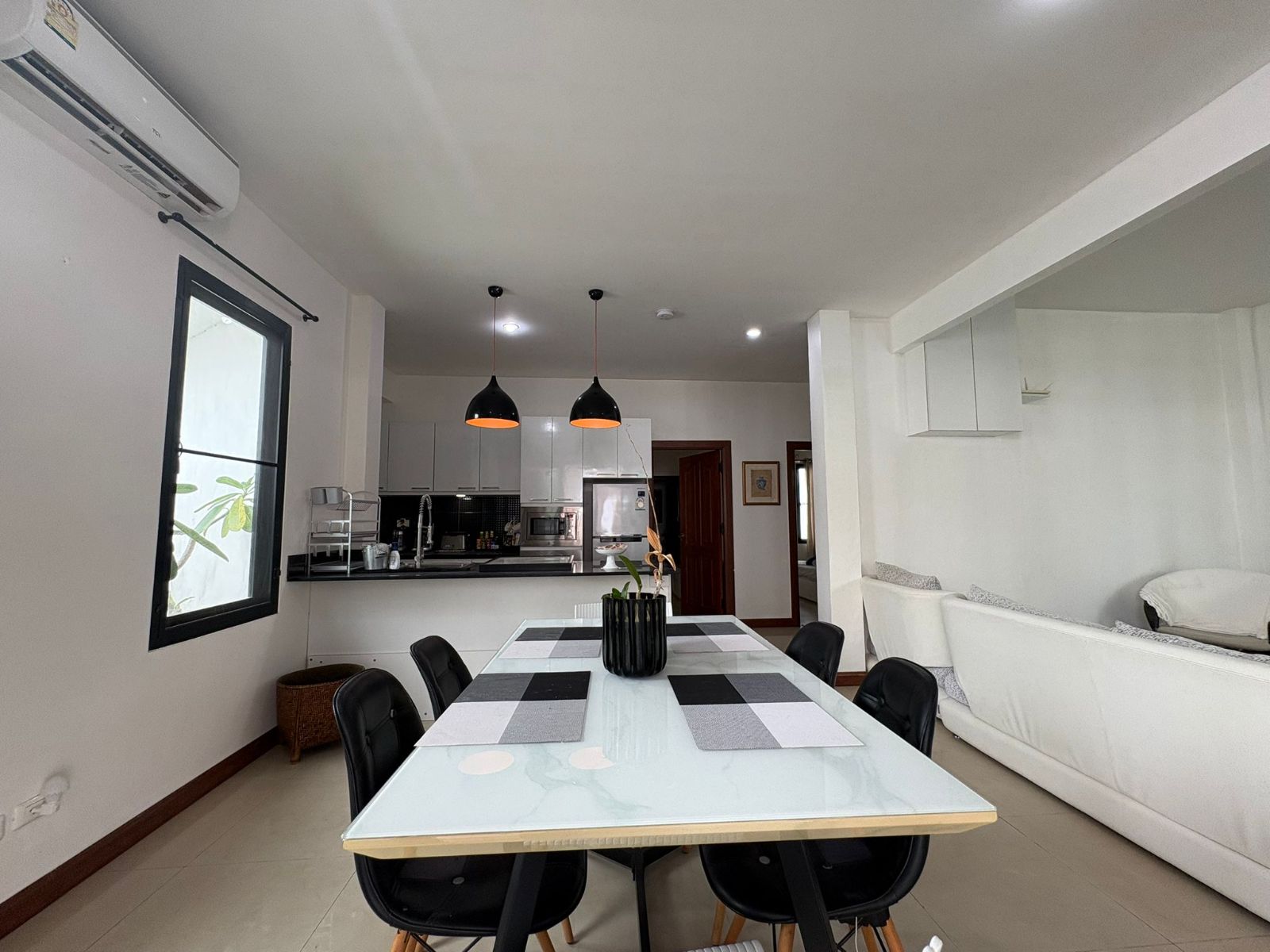 Interior view of 3 Bedroom Stand Alone House for Sale in Pasak 3, Phuket