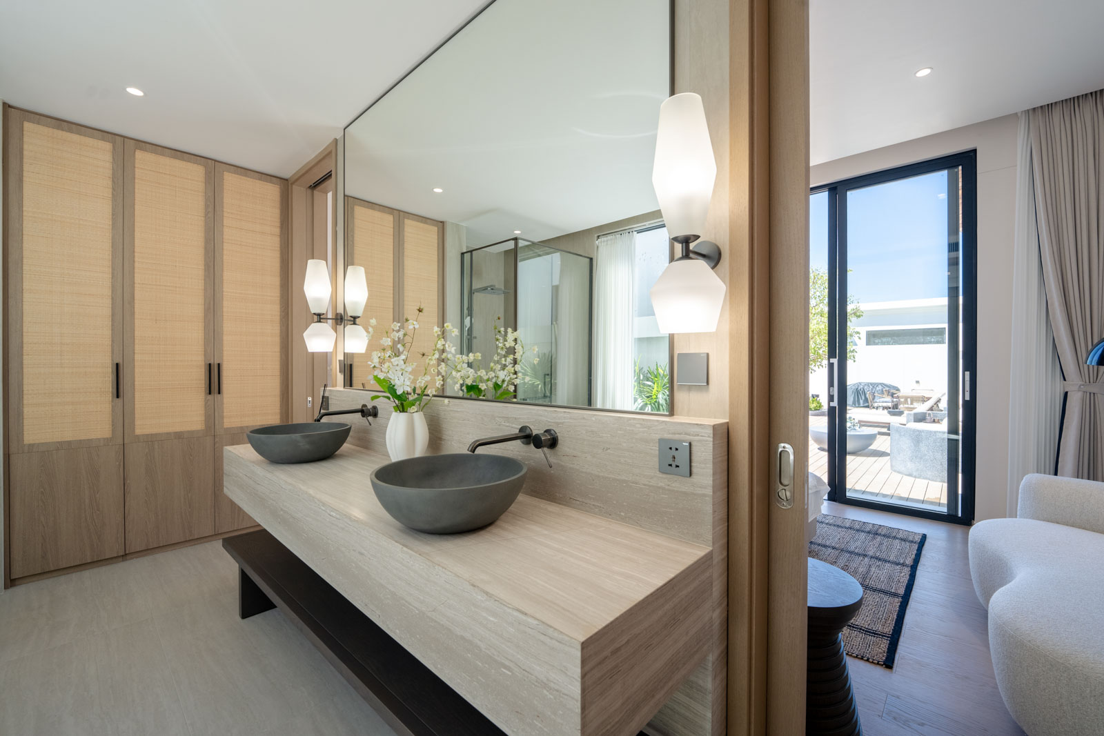 Modern 4 Bedroom Resale Pool Villa in Amber Kata Boutique Villas - 600m from Beachfront - Photo 6