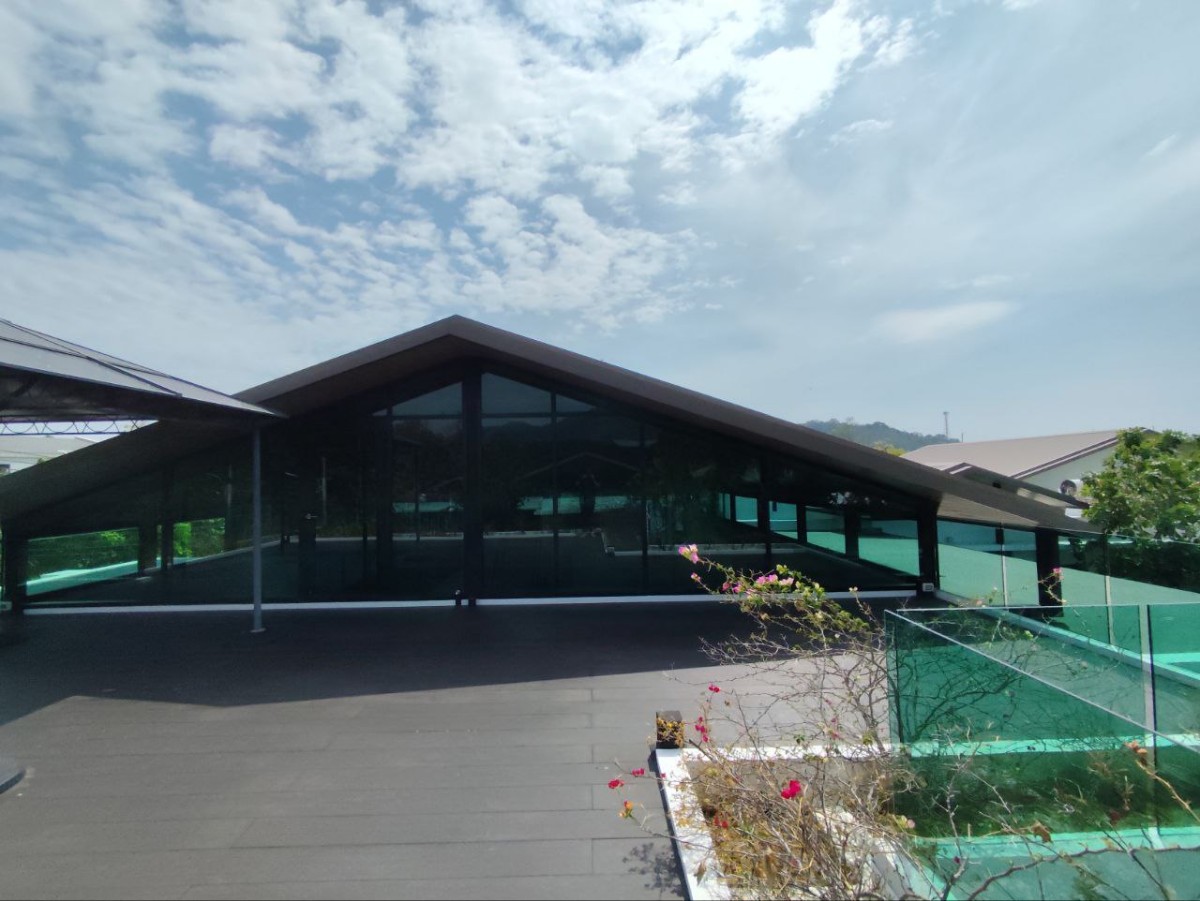 Luxury 7-Bedroom Villa on Largest Plot in Baan Bua - 500m from Naiharn Beach - Photo 2