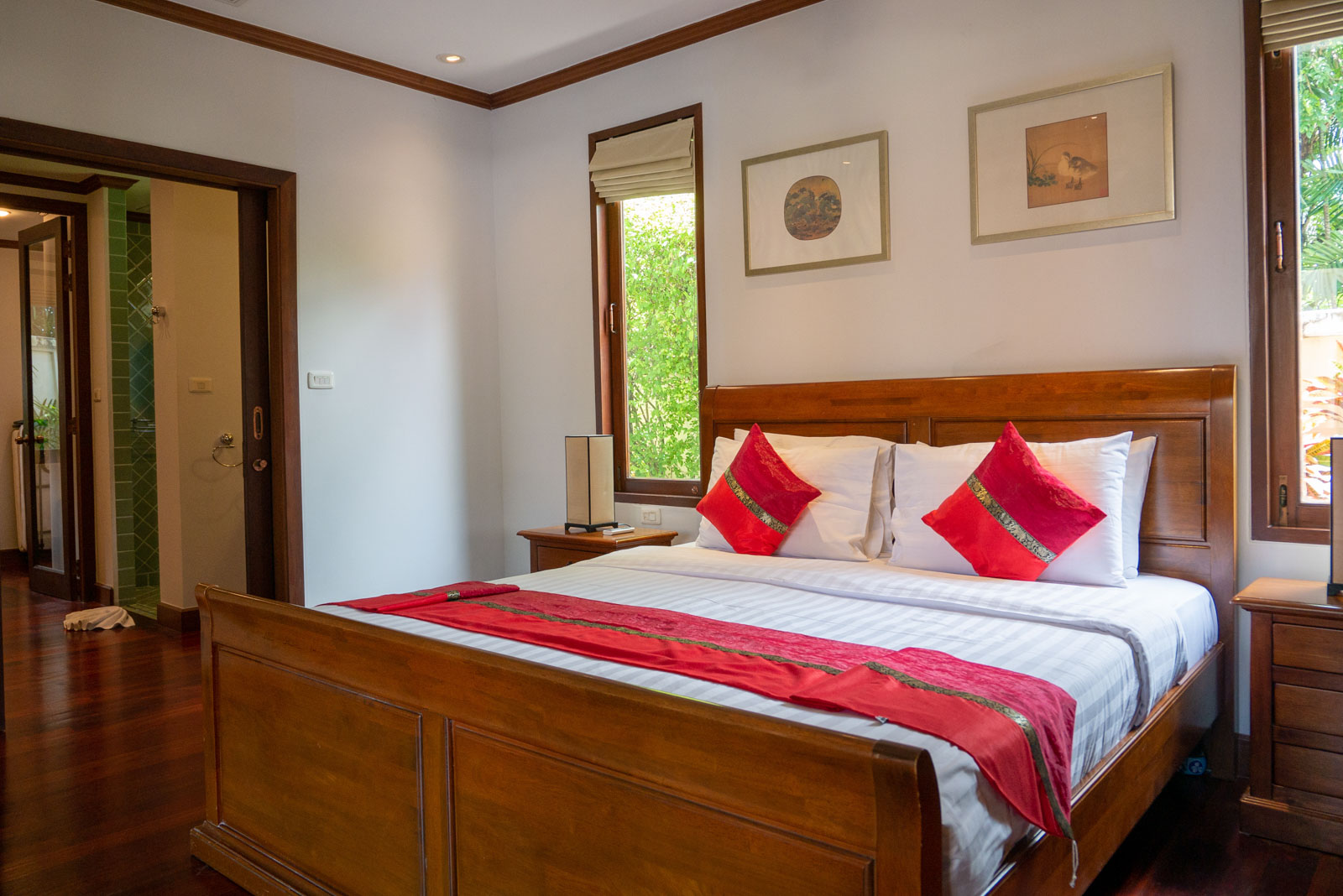 Beautiful 4-Bedroom Sai Taan Pool Villa for Sale - 10 mins Walk to Laguna and Bang Tao Beach - Photo 3