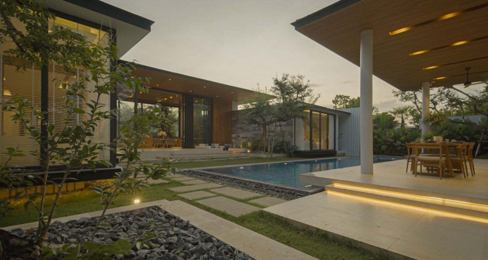 Interior view of 4 Bedroom Tropical Luxurious Botanica Majestia Villas for Sale - Type B