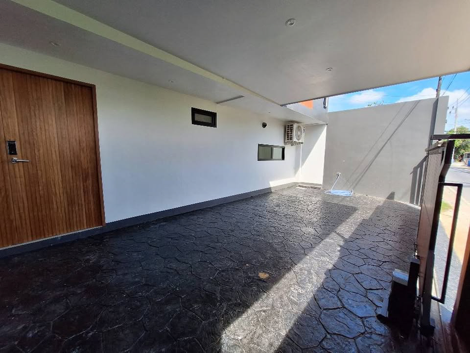 Ready-to-move-in Private Pool Rawai Villa for Sale - 5 Minutes from Beach - Photo 2