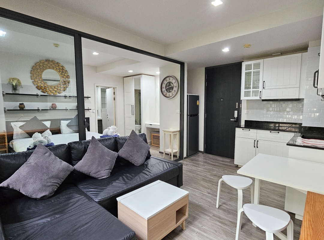 1 Bedroom Phuket Condo for Sale - The Deck - Patong Freehold Condo for Foreigners - Photo 5