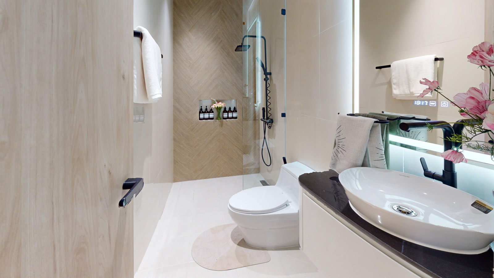 Interior view of 1-Bedroom Phuket Hotel Investment Residence - The Trees Residence Bangtao Beach