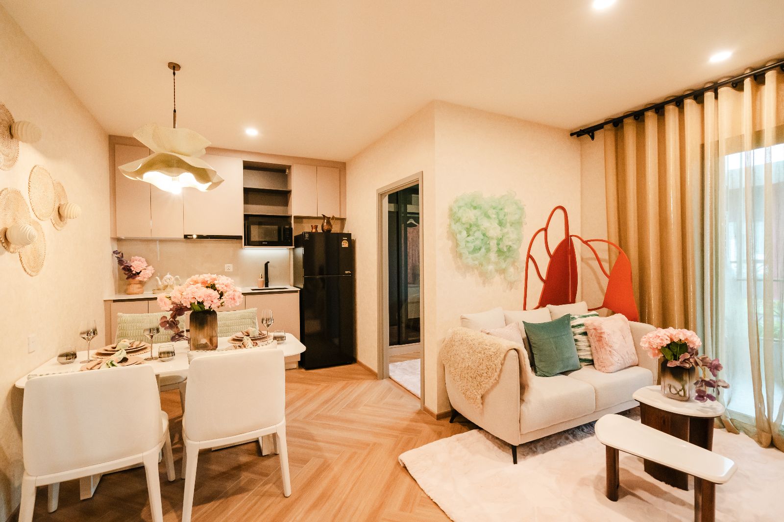 Interior view of Large 1 Bedroom Contemporary Condo for Sale at Title Coralina, Kamala