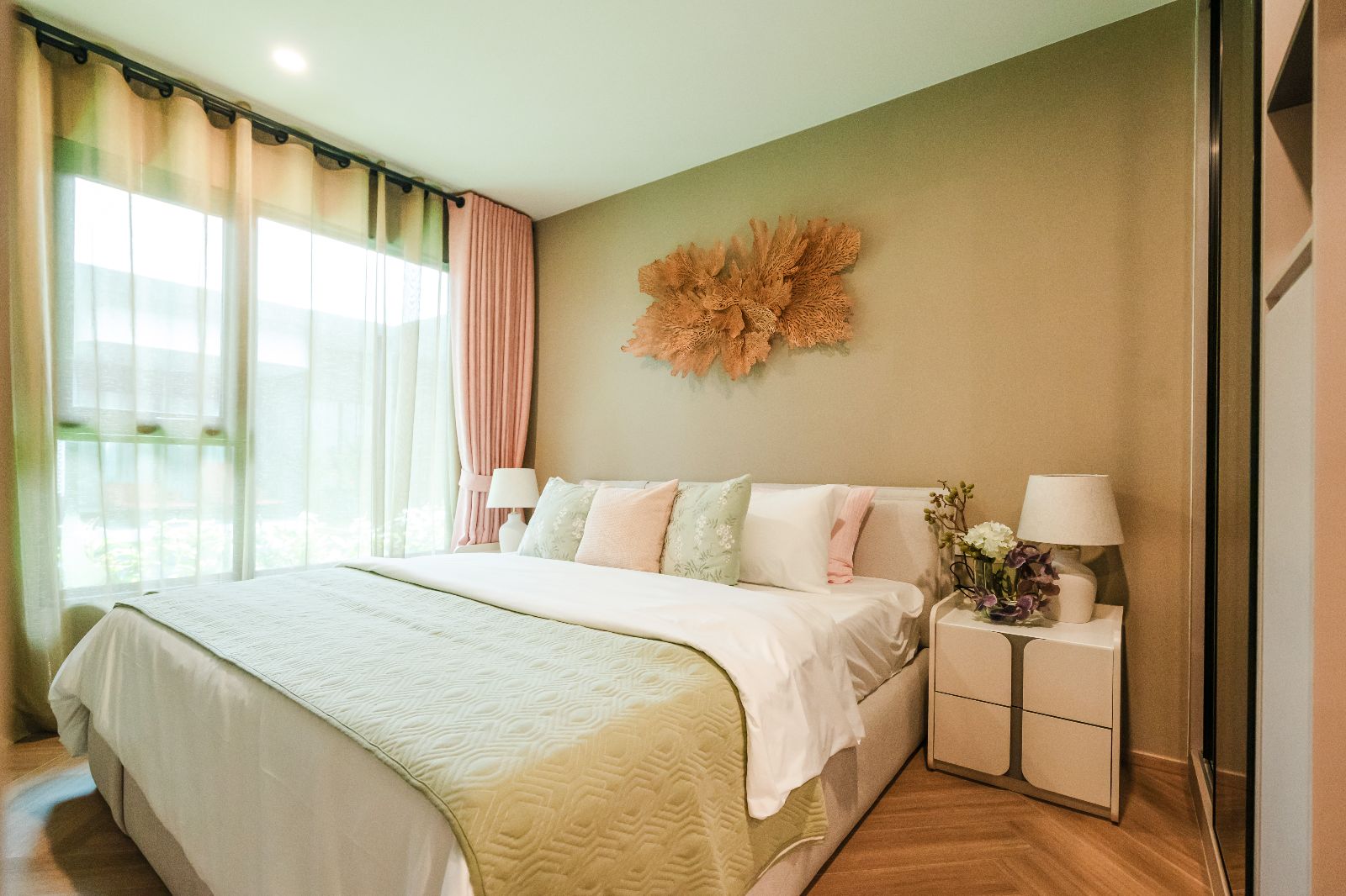 Interior view of Large 1 Bedroom Contemporary Condo for Sale at Title Coralina, Kamala