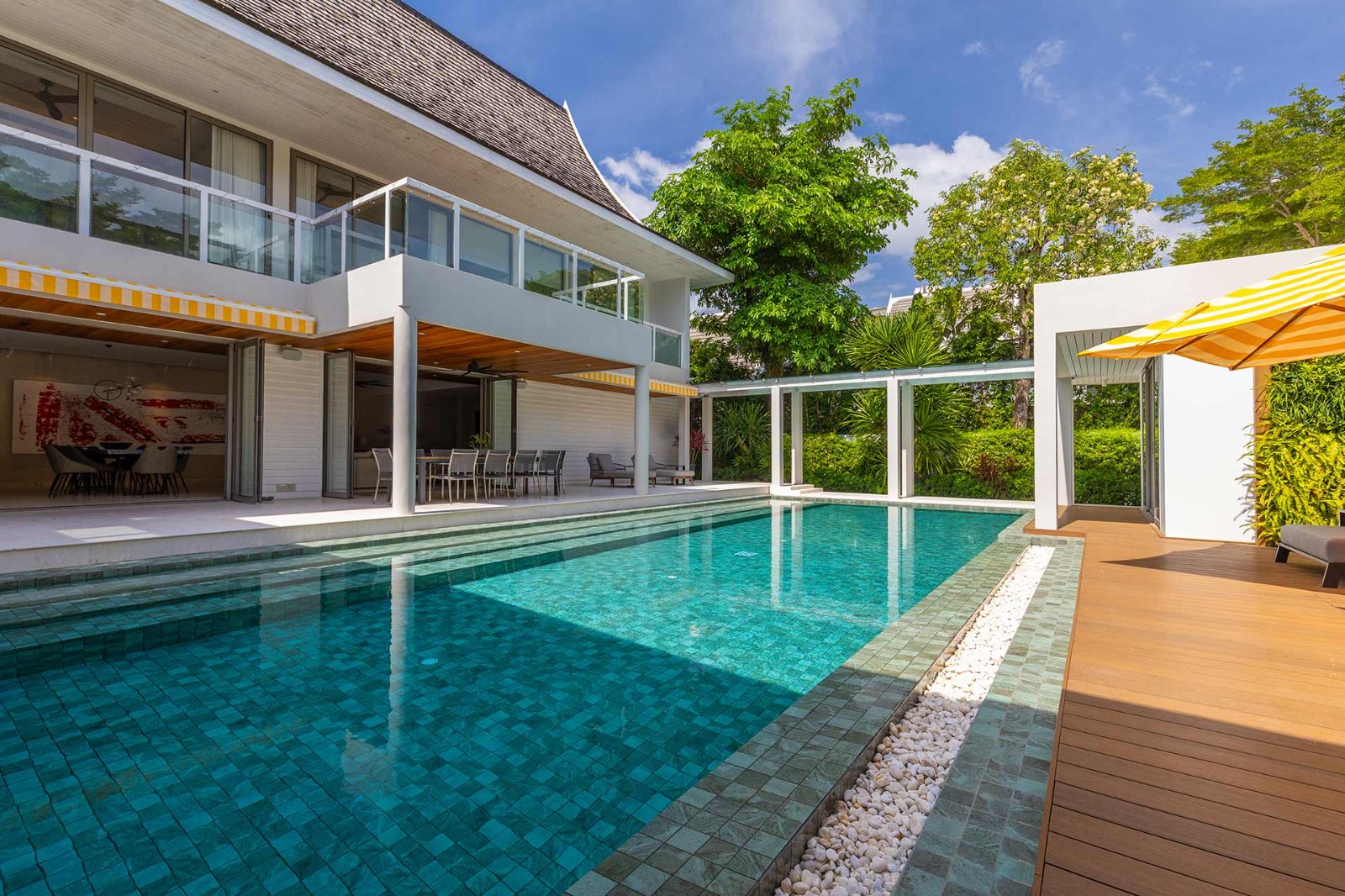 Interior view of 5 Bedroom Private Pool Villa for Sale at The Park, Layan