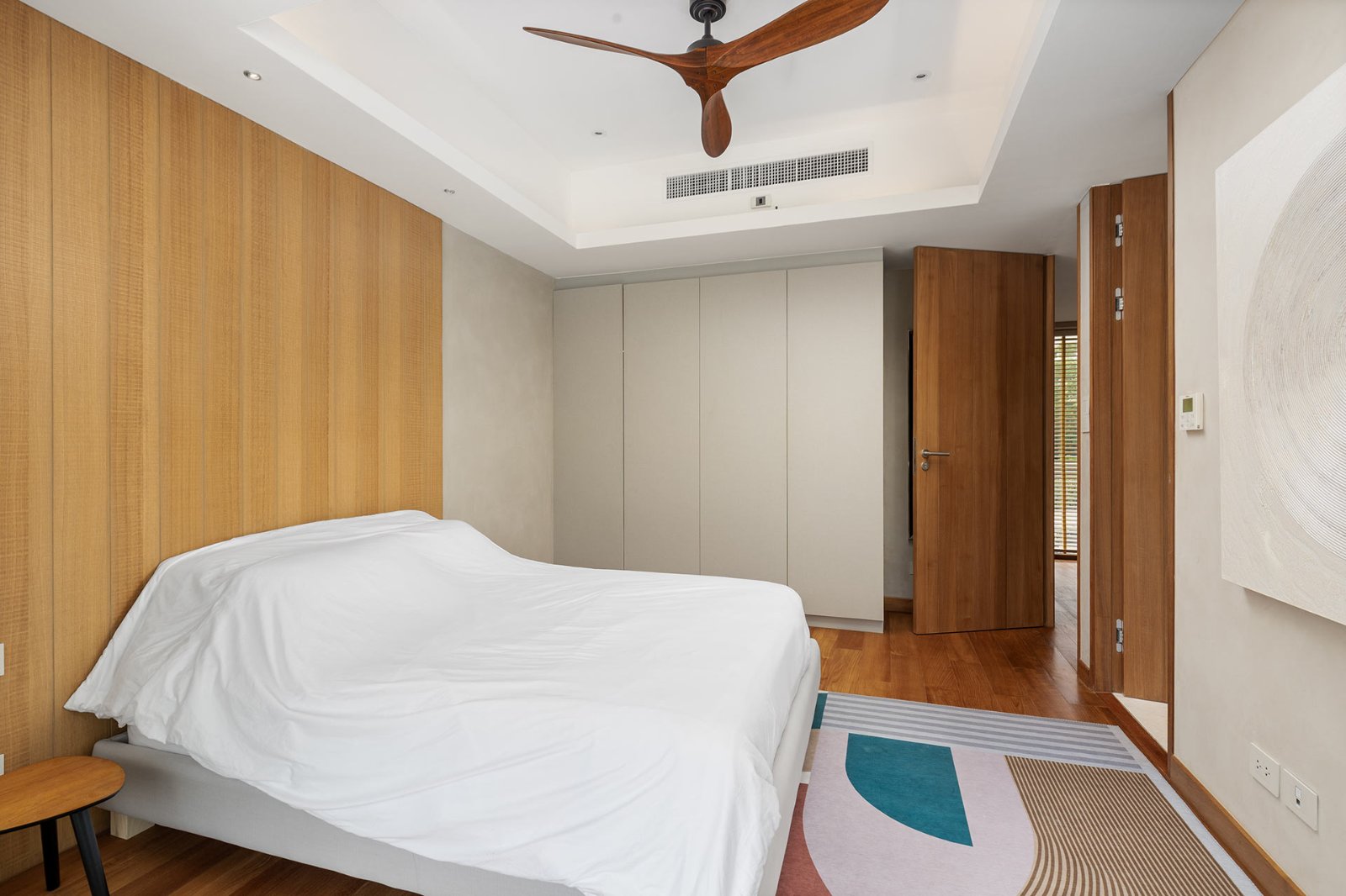 Interior view of 5 Bedroom Private Pool Villa for Sale at The Park, Layan