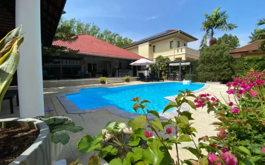36912 6 bedroom pool villa for sale in pasak cherngtalay 024