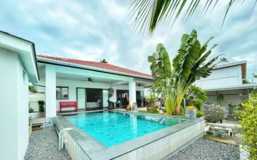 39300 3 bedroom stand alone pool villa for sale near layan beach 000
