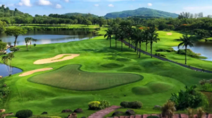 Luxury 3 Bedroom Condominium for Sale in Blue Canyon Golf Course