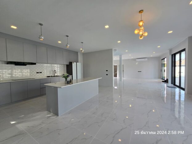 Brand New 4 Bedroom Pool Villa with Large Land Plot for Sale in Rawai