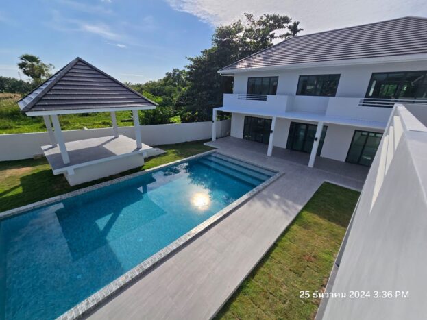 Brand New 4 Bedroom Pool Villa with Large Land Plot for Sale in Rawai