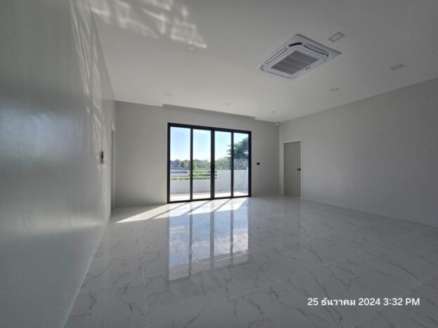 Brand New 4 Bedroom Pool Villa with Large Land Plot for Sale in Rawai