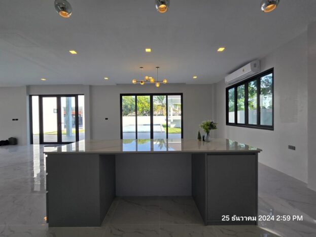 Brand New 4 Bedroom Pool Villa with Large Land Plot for Sale in Rawai