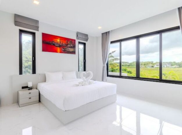 Brand New 4 Bedroom Pool Villa with Large Land Plot for Sale in Rawai