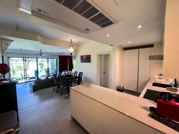 Foreign Freehold 1-Bedroom Ground Floor Condo for Sale in Allamanda 3 Laguna
